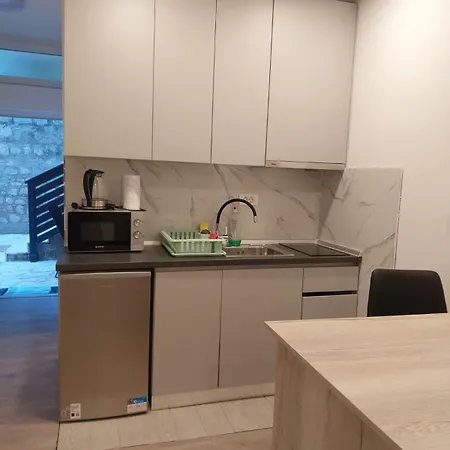 Peninsula Apartment